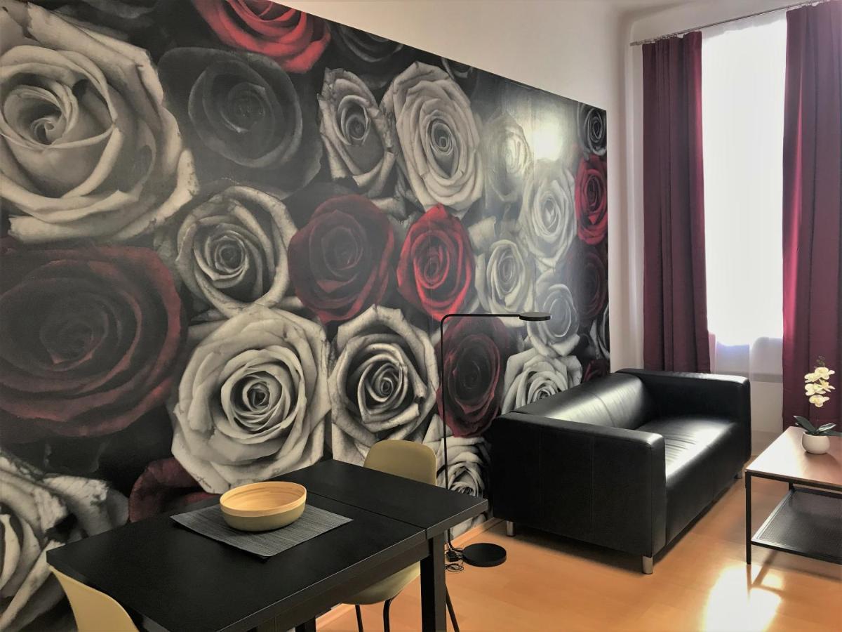 Studio & Apartments Near Reumannplatz Вена Экстерьер фото