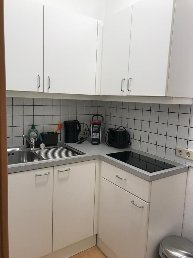Studio & Apartments Near Reumannplatz Вена Экстерьер фото