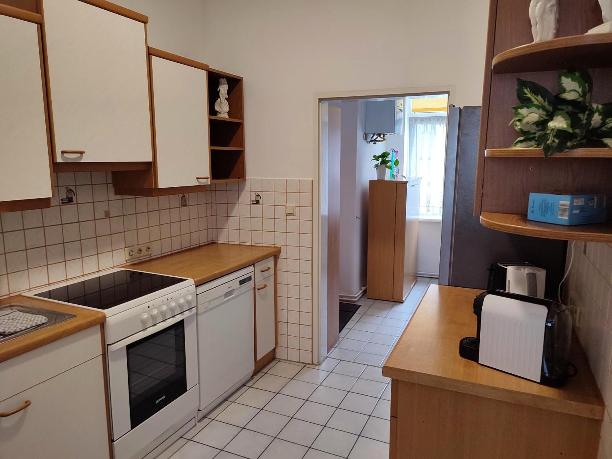 Studio & Apartments Near Reumannplatz Вена Экстерьер фото