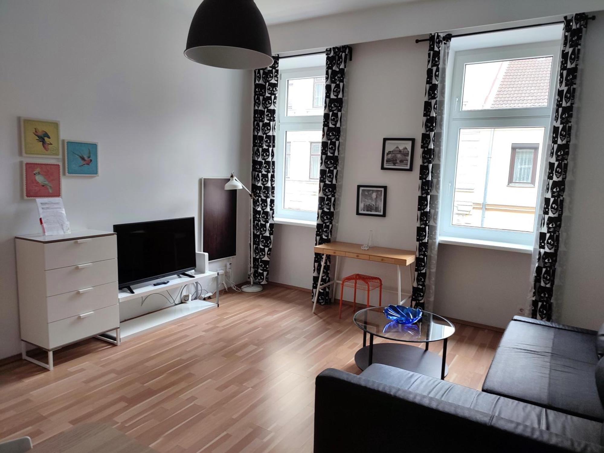 Studio & Apartments Near Reumannplatz Вена Экстерьер фото